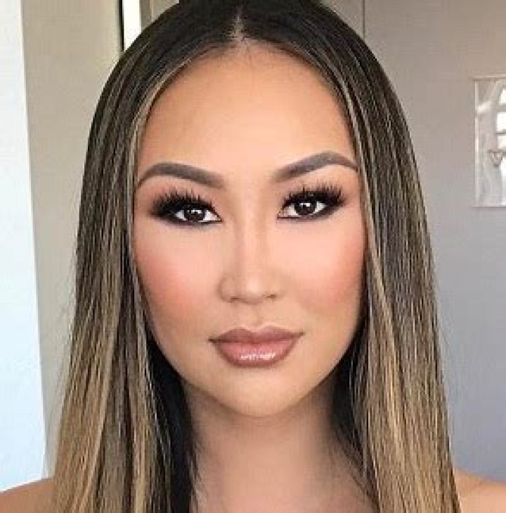 Dorothy Wang Wiki, Boyfriend, Dating, Parents, Plastic Surgery, Net Worth