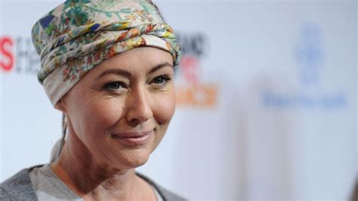 Shannen Doherty bravely 'selling off her belongings' after battling cancer for nine years