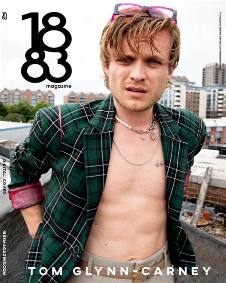 Tom Glynn-Carney - Bio, Age, height, Wiki, Facts and Family